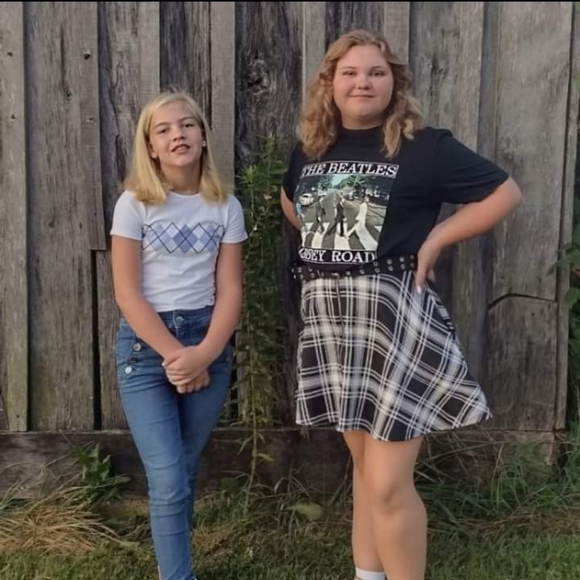 Meet your Posher, Elizabeth Posh II Ambassador - Picture 4 of 17